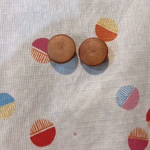 Small wooden circle post earrings